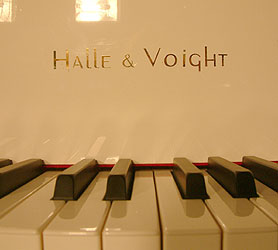 Halle & Voight grand piano
