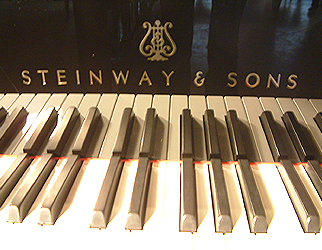 Steinway Model M Grand Piano for sale. We are looking for Steinway pianos any age or condition.