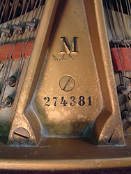 Steinway Model M Grand Piano for sale.