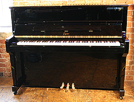 Boston UP118 Upright Piano