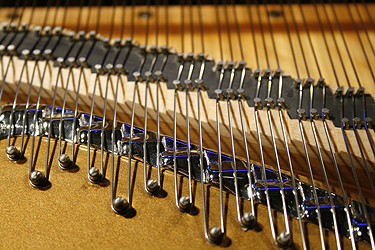 Steinway Model A piano strings Steinway Model A Grand Piano for sale. We are looking for Steinway pianos any age or condition.
