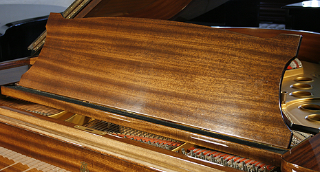 Steinway  Model M  Grand Piano for sale. We are looking for Steinway pianos any age or condition.