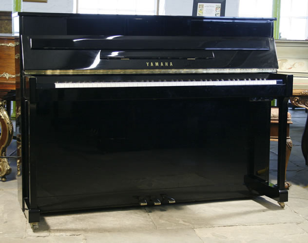 Yamaha MP70N upright Piano for sale.