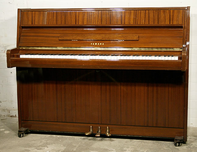 Yamaha  upright Piano for sale.
