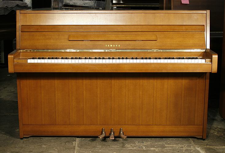 Yamaha upright Piano for sale.