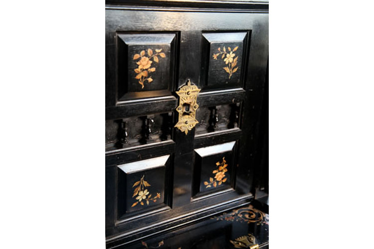 Challen front panel with floral decor and spindles