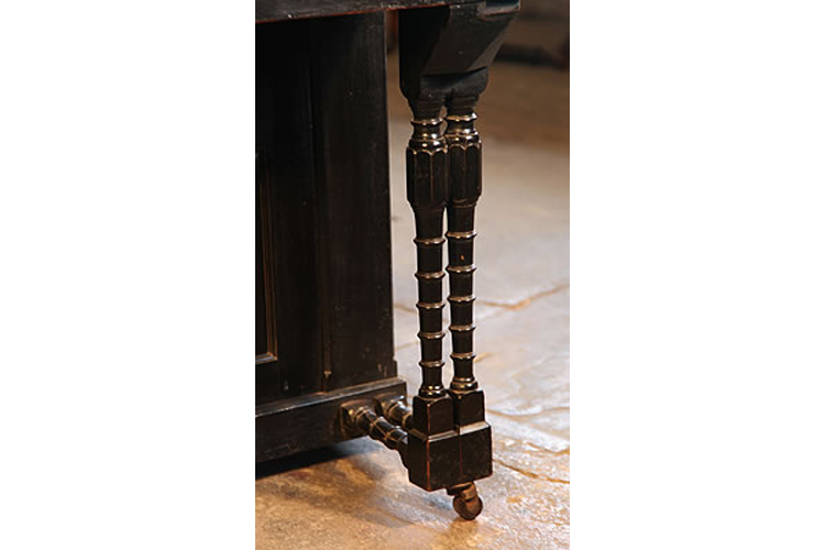 Challen dual spindle piano legs