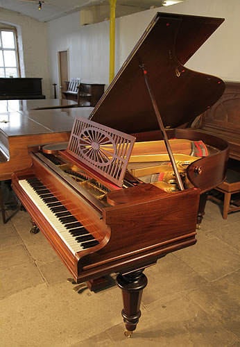 贝西斯坦（Bechstein）型号 A 三角钢琴   年，红木外壳，圆形琴腿