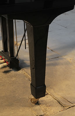 Yamaha C3 grand piano leg Yamaha C3 Grand Piano for sale. We are looking for Steinway pianos any age or condition.