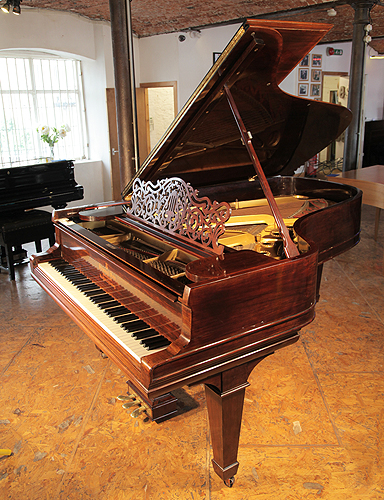 A 1906,  Steinway & Sons Model B Grand Piano For Sale with a Rosewood Case 