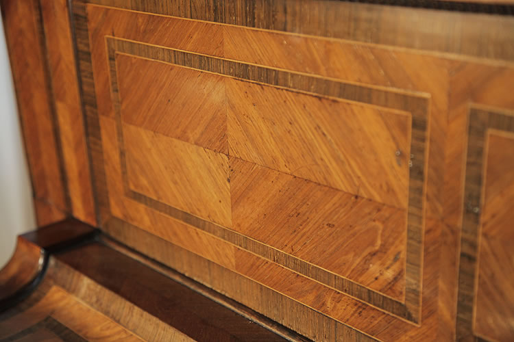 Pleyel quartered, rosewood  with boxwood crossbanding detail