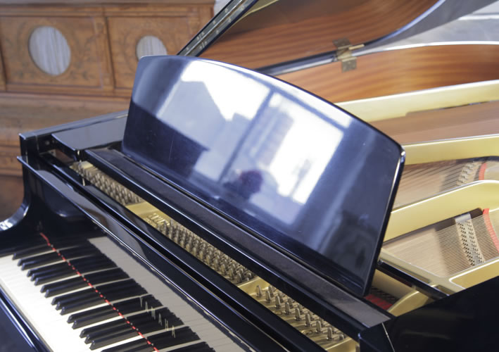 Yamaha GH1 Grand Piano for sale.