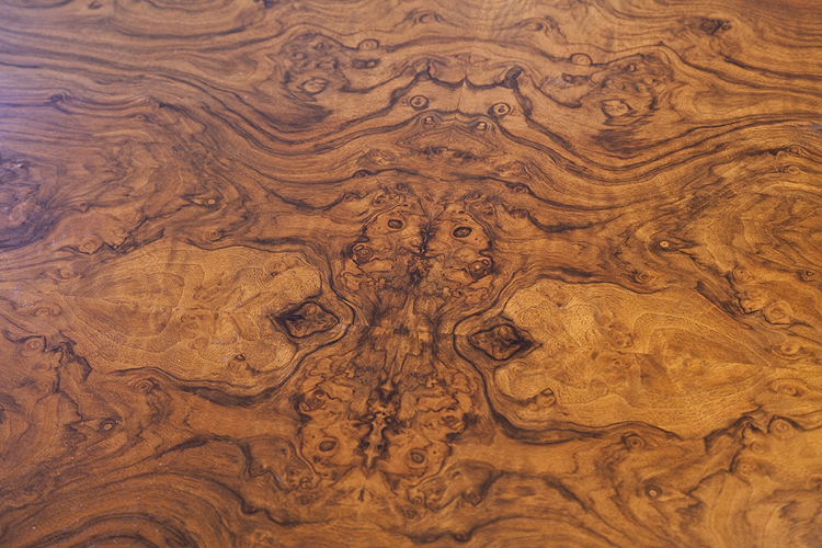 Bechstein wood grain detail