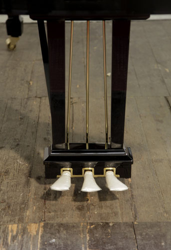  Toyama TC-187 three-pedal lyre.