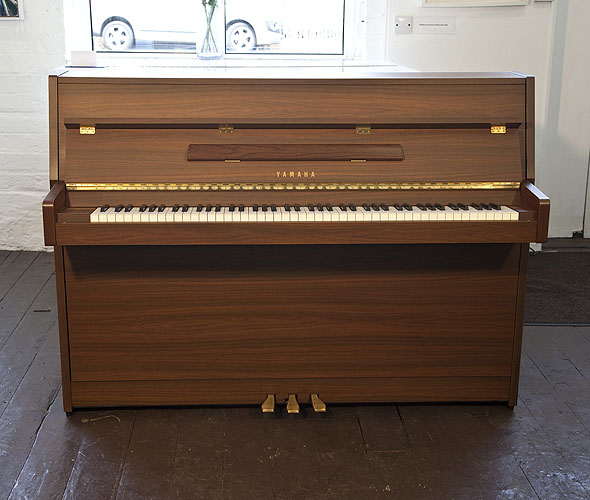 Yamaha LU-101 upright Piano for sale.