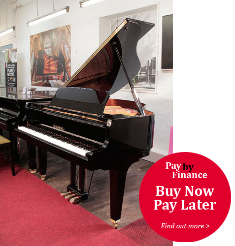 A Kawai GL-10 baby grand piano for sale with a black case and square, tapered legs 