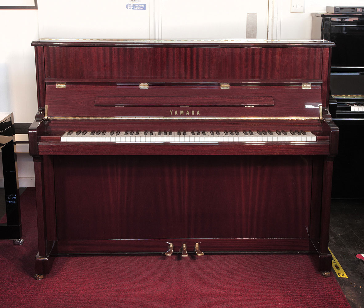 Yamaha V118 Upright piano for sale with a mahogany case and polyester