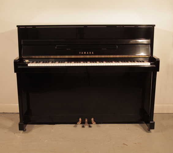 Reconditioned, Yamaha LX-110 upright Piano for sale.