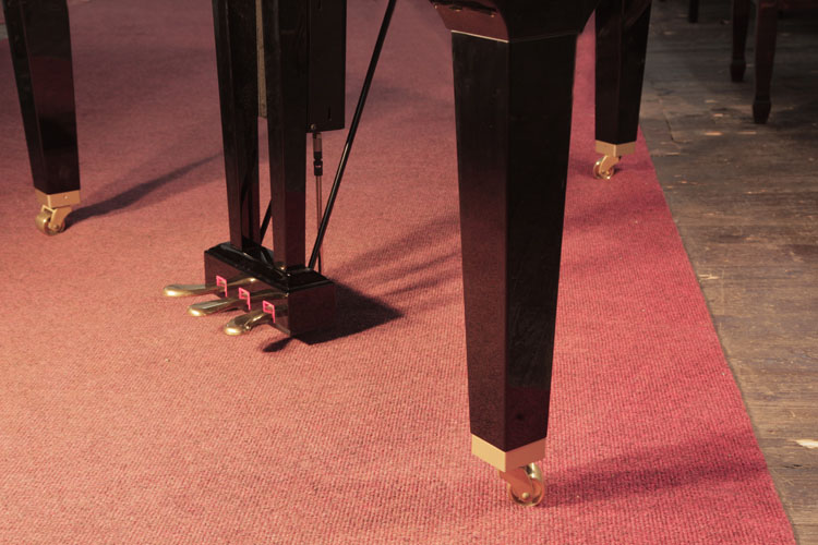Yamaha square, tapered piano legs