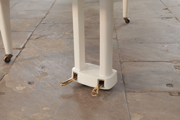Rippen minimal two-pedal piano lyre