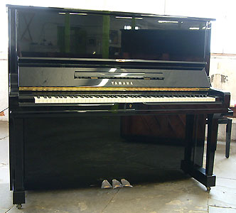 Yamaha U3 upright Piano for sale