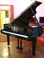Halle & Voight Baby Grand Piano For Sale