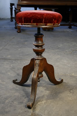 Adjustable Piano Stool