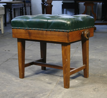 Adjustable Piano Stool