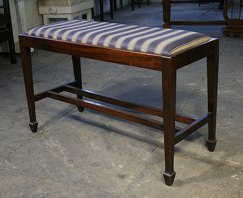 Duet Piano Stool
