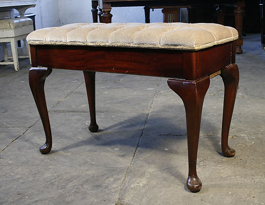 Duet Piano Stool