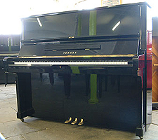 Yamaha U2 upright piano for sale