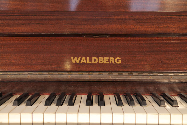 Waldberg manufacturers name on fall