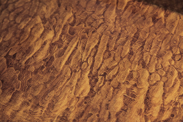 Chappell quilted maple wood grain detail