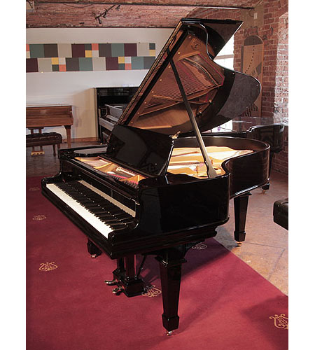 Rebuilt, 1905, Steinway Model O grand piano for sale with a black case and spade legs. Piano has an eighty-eight note keyboard and a two-pedal lyre.  
