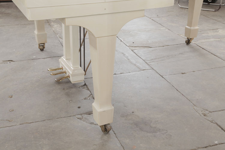 Cranes spade piano leg