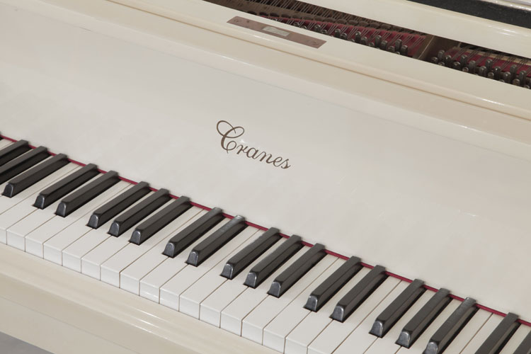 Cranes manufacturers name on fall