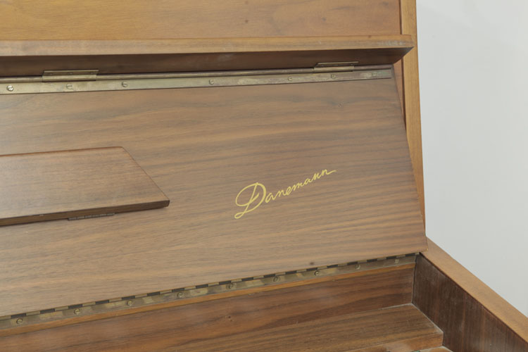 Danemann  manufacturers name  on fall