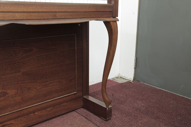  Dietmann cabriole leg