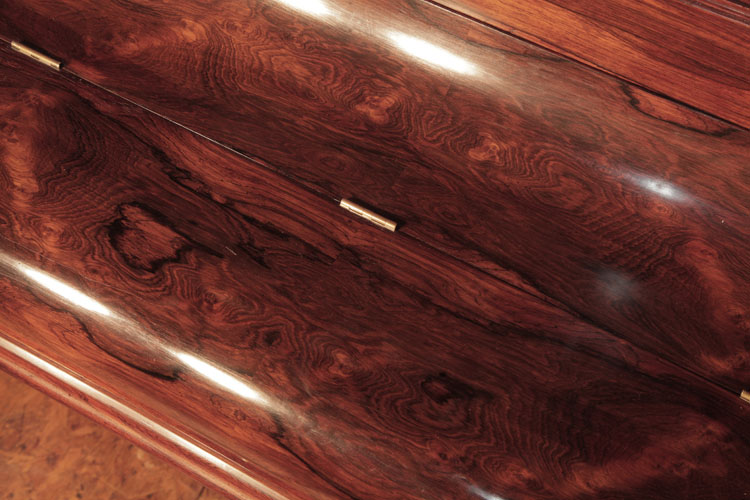 Steinway exquisite rosewood wood grain