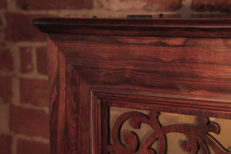 Steinway exquisite rosewood wood grain