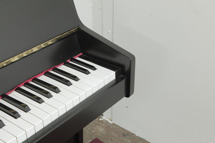 Young Chang U-109  piano cheek