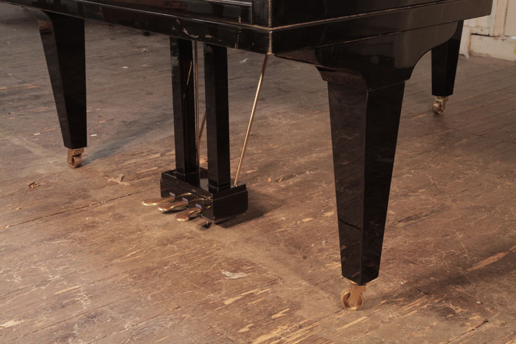 Welmar square, tapered piano leg